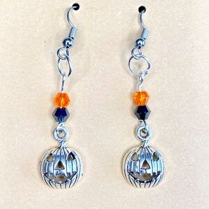 Halloween Jack-O'-Lantern Silver Tone Earrings w Black & Orange Crystals